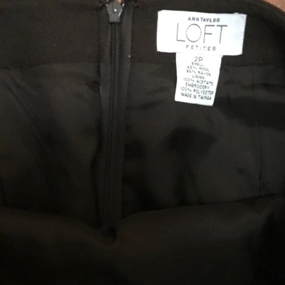 Ann Taylor Loft Petites Brown Floral Embroidered Wool Rayon Blend Skirt 2P - Picture 3 of 7